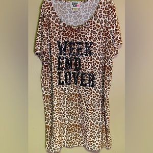 Satur Daze Over Sized Animal Print Sleep Shirt Large Weekend Theme